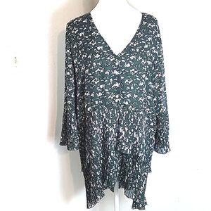 Suzanne Betro Dark Green Floral High-Low Tunic, Sheer Tiers of Pleats, Size XL